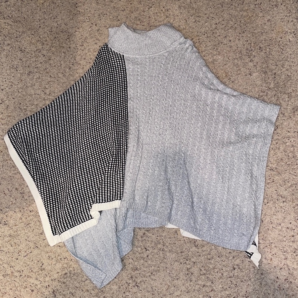 Vince Camuto Poncho